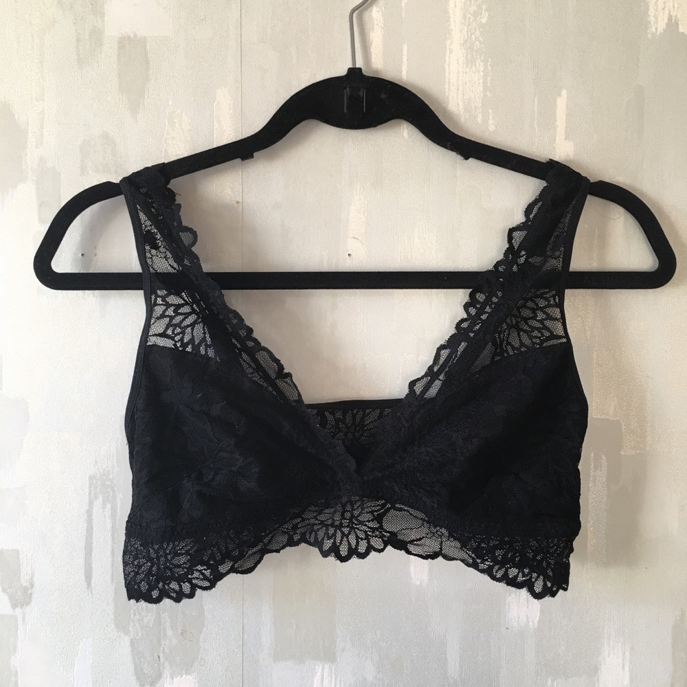 VS PINK LACE BLACK SEXY BRALETTE